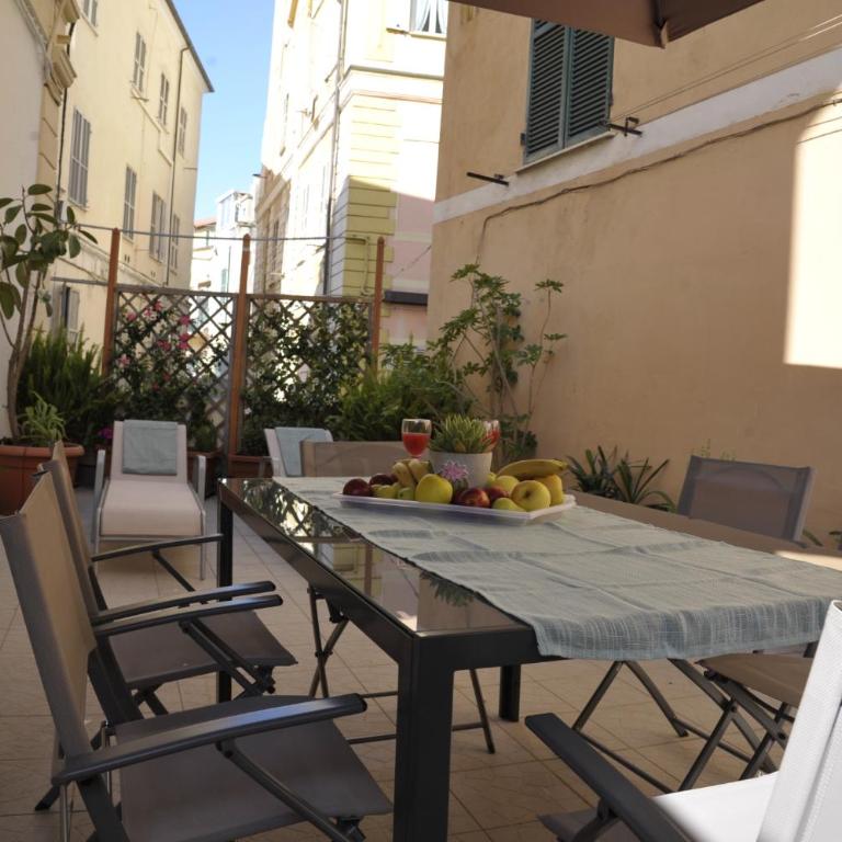 GIARDINO IN CITTA; CENTRALISSIMO - Appartamento con 2 Camere da Letto - 8