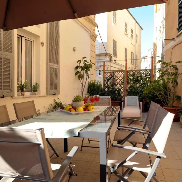 GIARDINO IN CITTA; CENTRALISSIMO - Appartamento con 2 Camere da Letto - 25