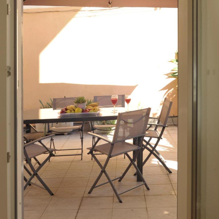 GIARDINO IN CITTA; CENTRALISSIMO - Appartamento con 2 Camere da Letto - 22