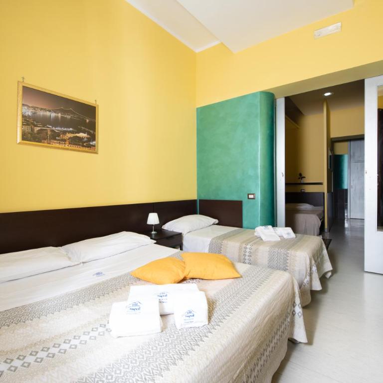 Chiaia Relax - Family Room with Balcony - 2