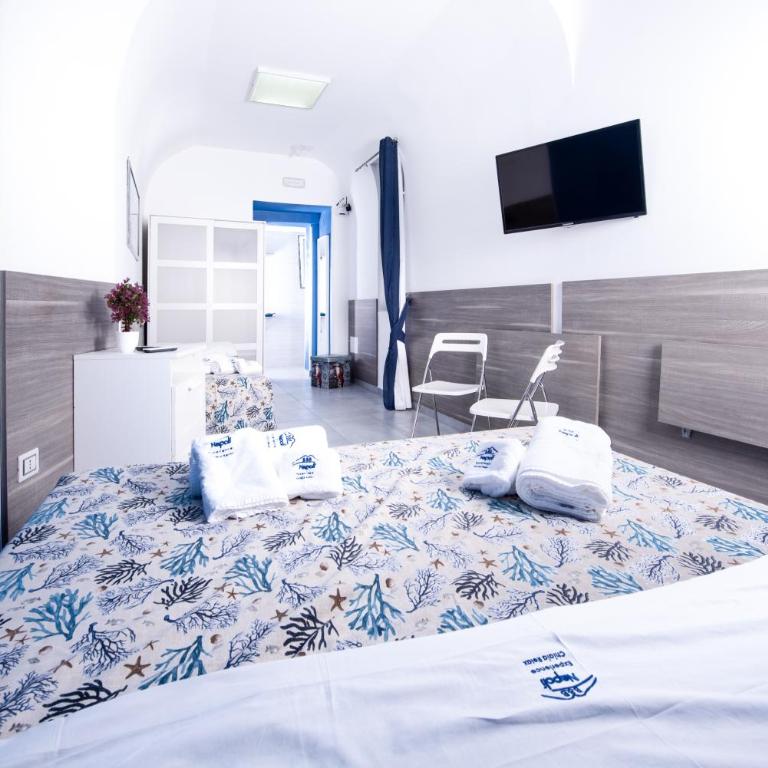 Chiaia Relax - Comfort Triple Room - 10