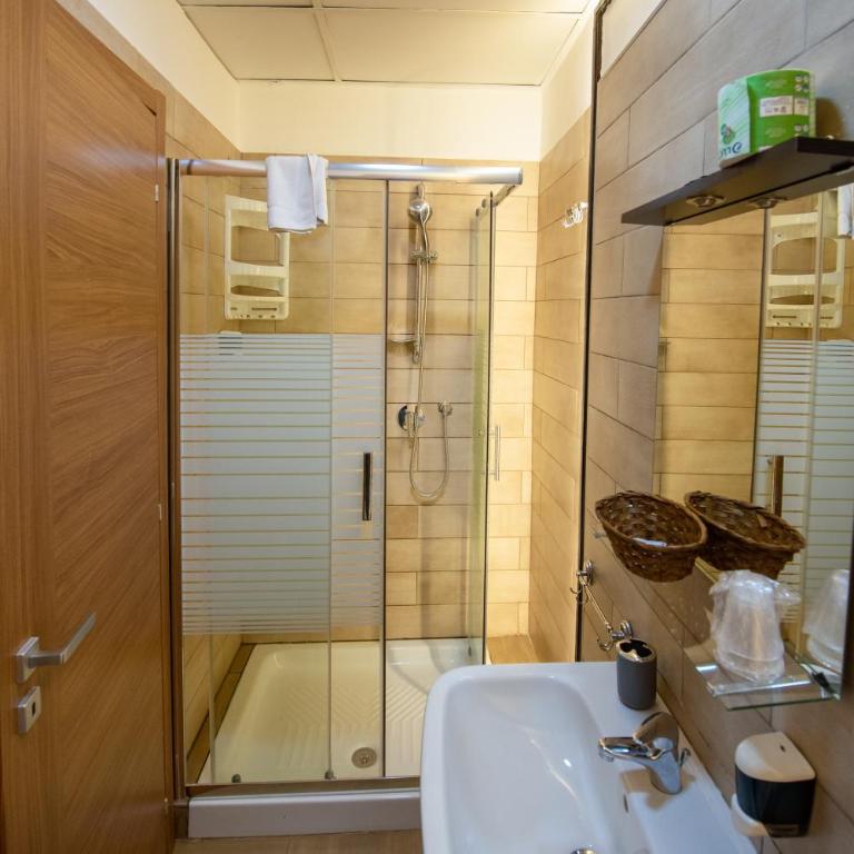Chiaia Relax - Triple Room with Balcony - 4