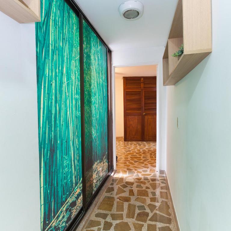 Apartamentos Amoblados JG de la 70 - Apartamento de 3 dormitorios - 5
