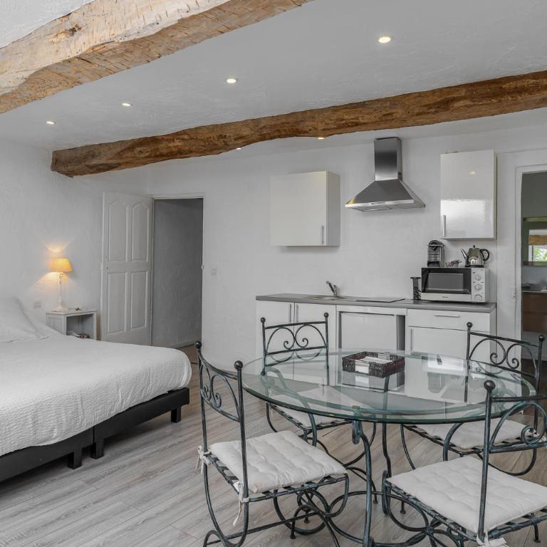 Maison Carles BnB - Suite Familiale avec Lit King-Size - 1