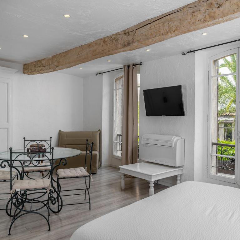 Maison Carles BnB - Suite Familiale avec Lit King-Size - 2