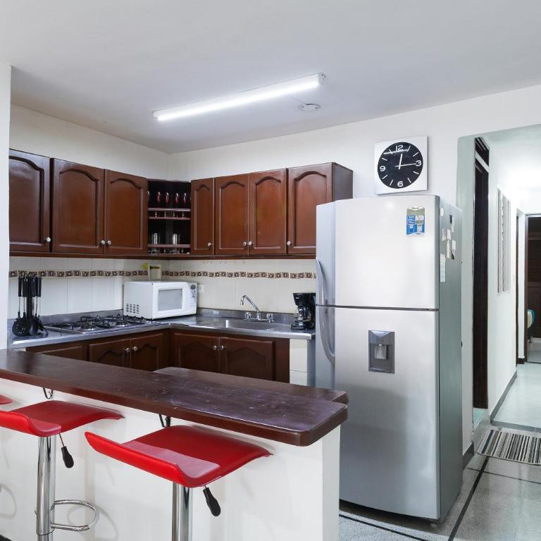 Apartamentos Amoblados JG de la 70 - Apartamento - 3