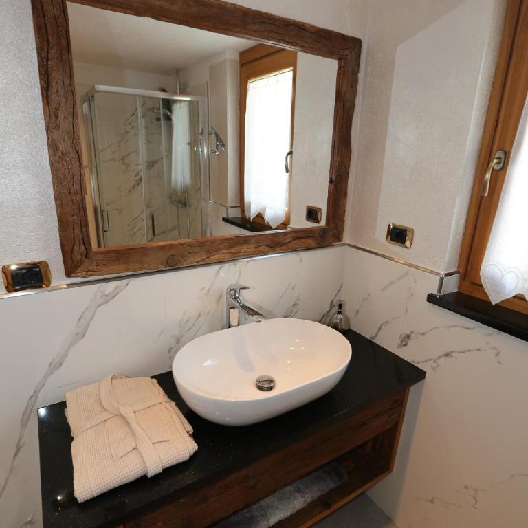 SUITE DEL VILLAGGIO - Appartamento con 1 Camera da Letto - 2