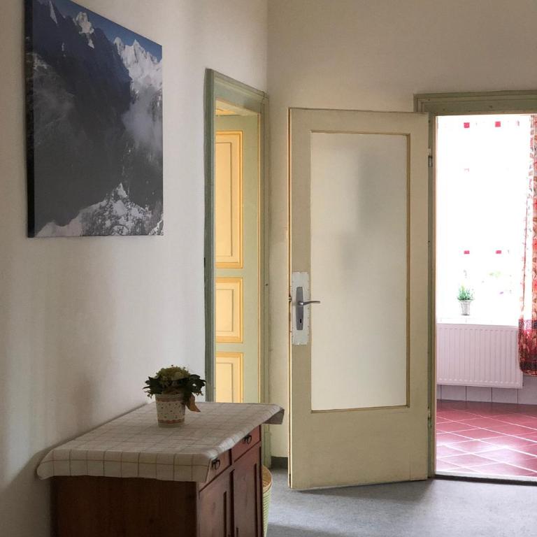 Villa Talheim - Apartment mit 3 Schlafzimmern und Bergblick - 4