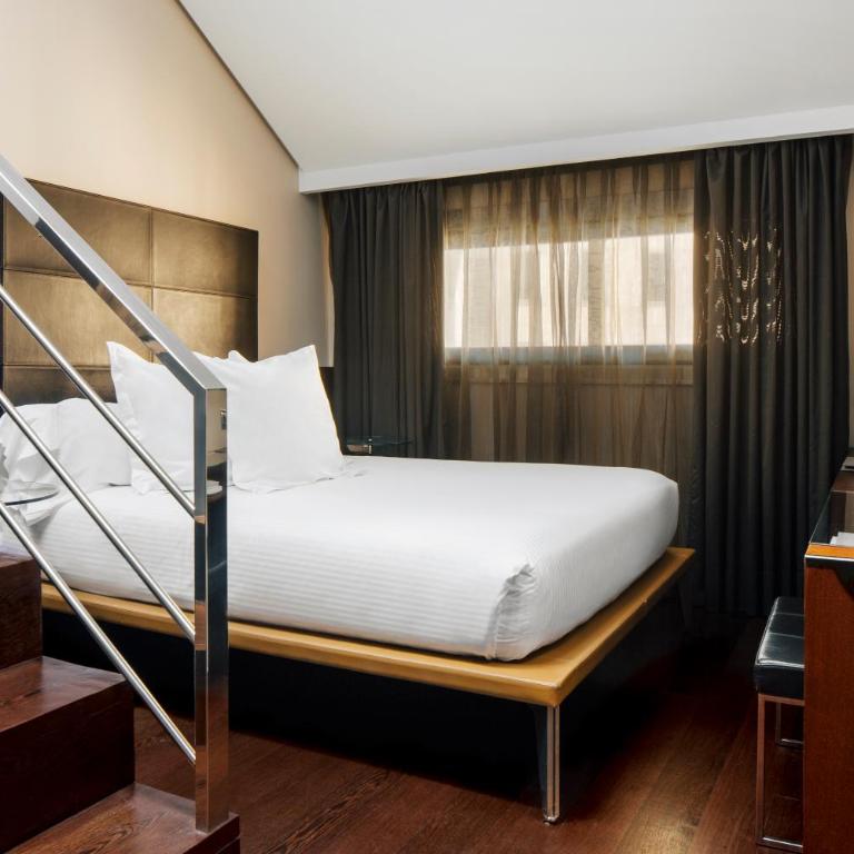 Hotel Urban, a Small Luxury Hotel of the World - Habitación Dúplex - 2