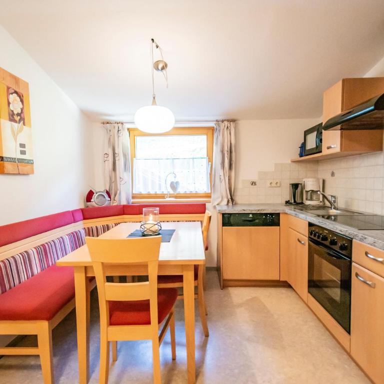 Stallhäusl - Apartment mit Blick auf die Berge - 2