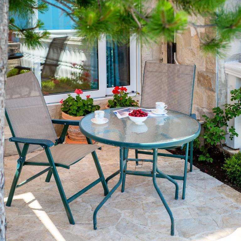 Boka Apartments - Apartment with Sea View - 8