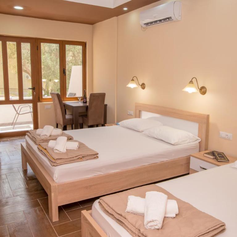 Jovan Apartments - Triple Room with Garden View - 15