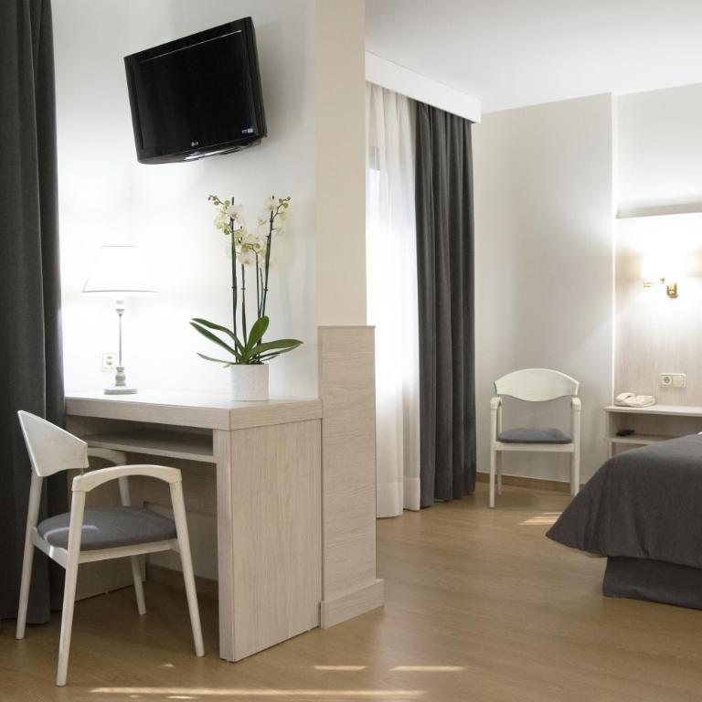 Hotel Maruxia *** Superior - Habitación Doble Familiar - 3