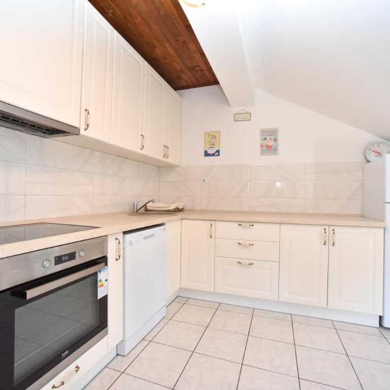 Apartmani Bonik - Apartman sa Balkonom - 6