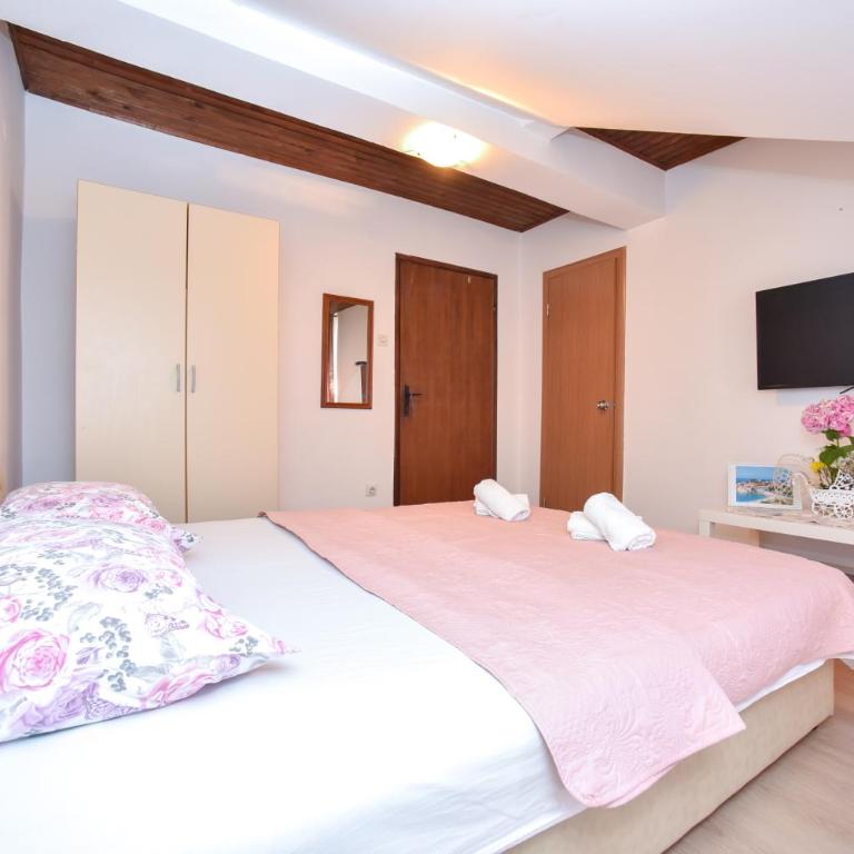 Apartmani Bonik - Apartman sa Balkonom - 4