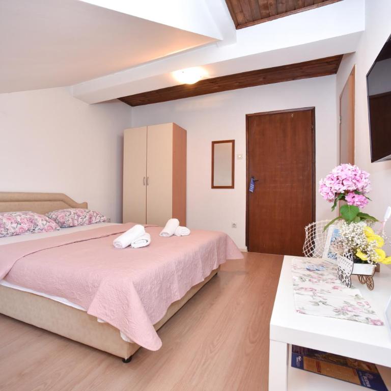 Apartmani Bonik - Apartman sa Balkonom - 2