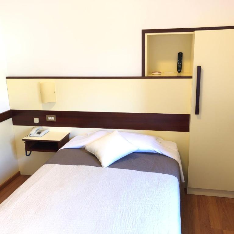 Hotel Signa - Camera Singola - 7