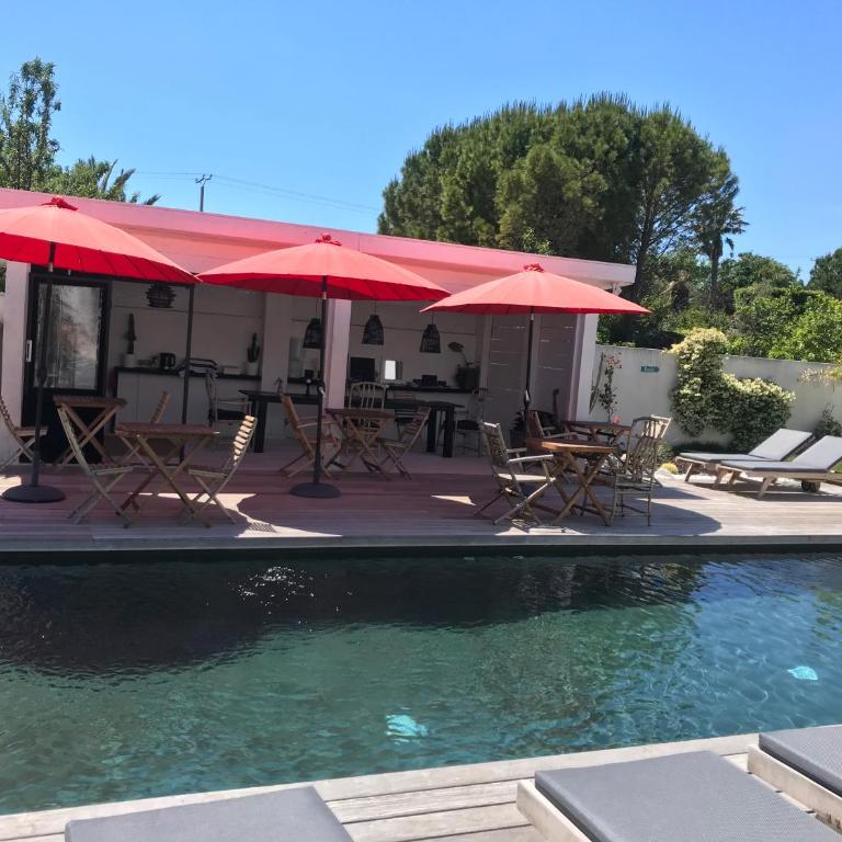 Villa le sud appartements - Appartement - Vue sur Piscine - 12