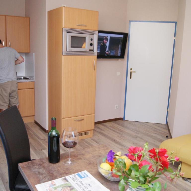 Apartments Hartsleben - Superior Two-Bedroom Apartment with Balcony - 1