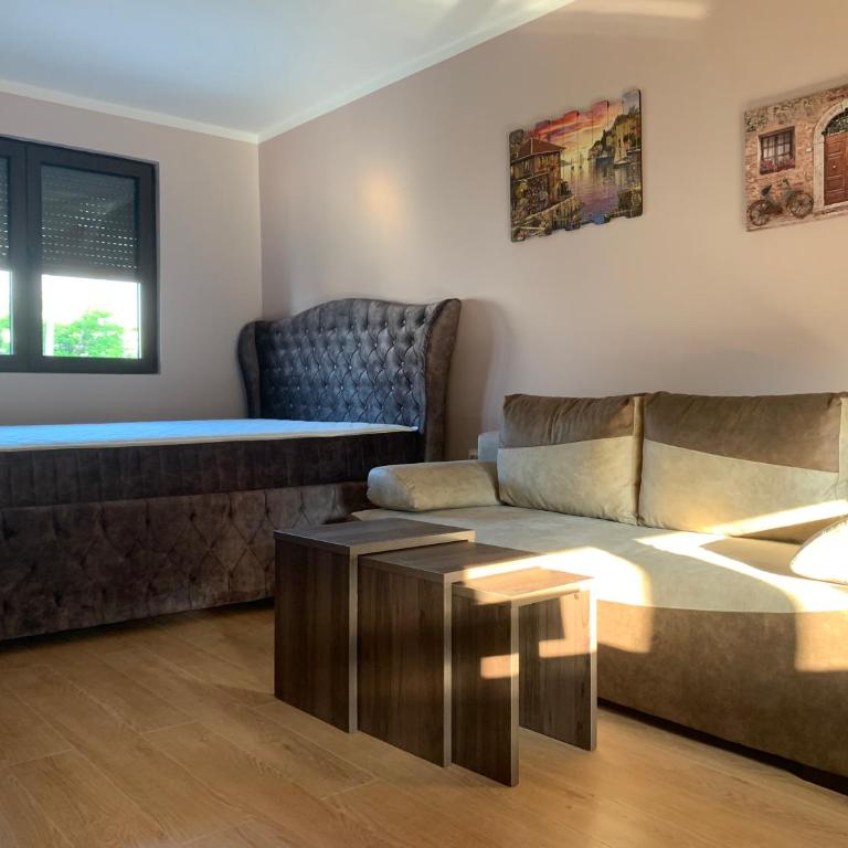 City Centre - Apartment - Ground Floor - 1