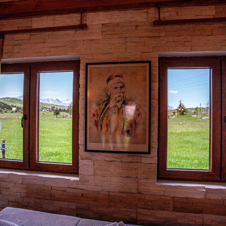 Family Houses Pleme - Two-Bedroom Chalet - 5