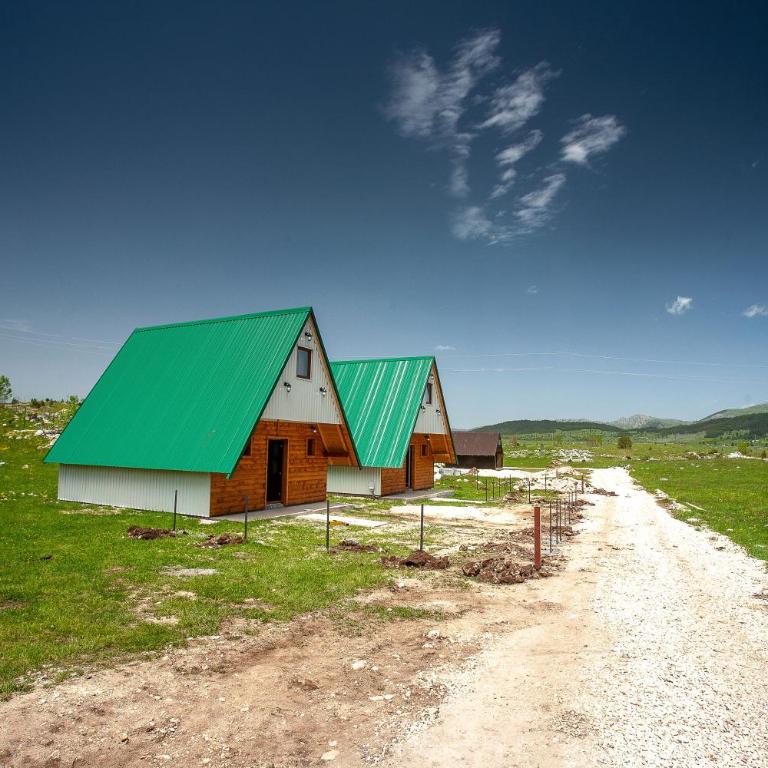 Family Houses Pleme - Two-Bedroom Chalet - 11