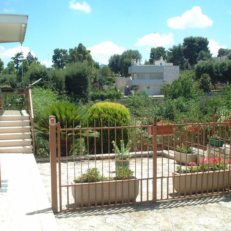 Panoramic Sea View Spacious 3BR Villa & Parking Near Zoo Safari - Three-Bedroom House - 33