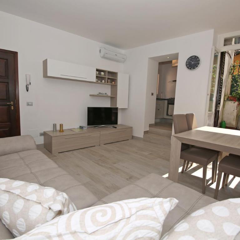 Appartamenti Via Garibaldi - Appartamento con Balcone - 2