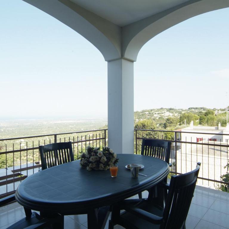 Panoramic Sea View Spacious 3BR Villa & Parking Near Zoo Safari - Three-Bedroom House - 15