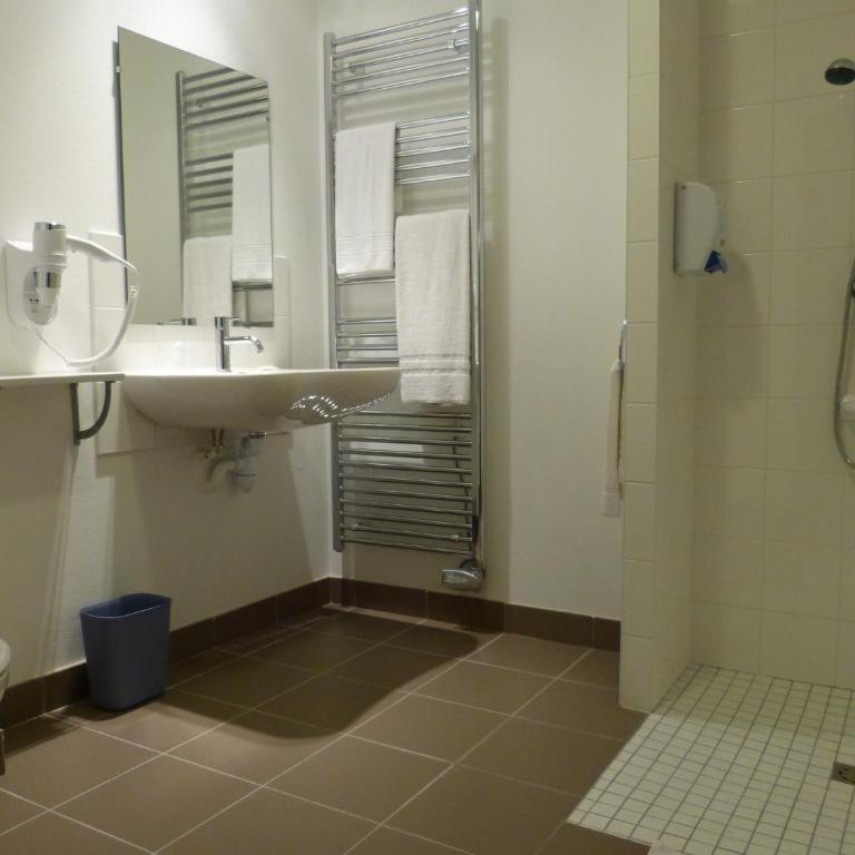Hôtel Terminus - Chambre Double Supérieure - 3
