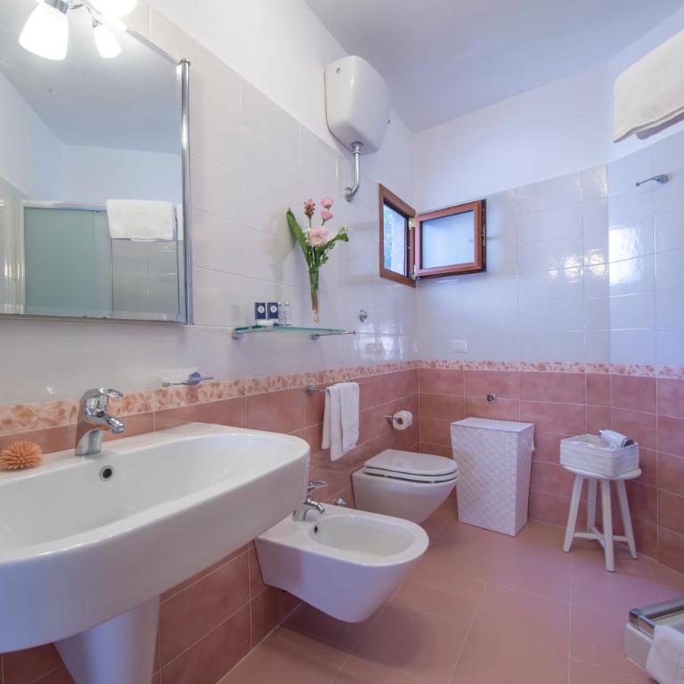 Villa Eos - Three-Bedroom House - 17
