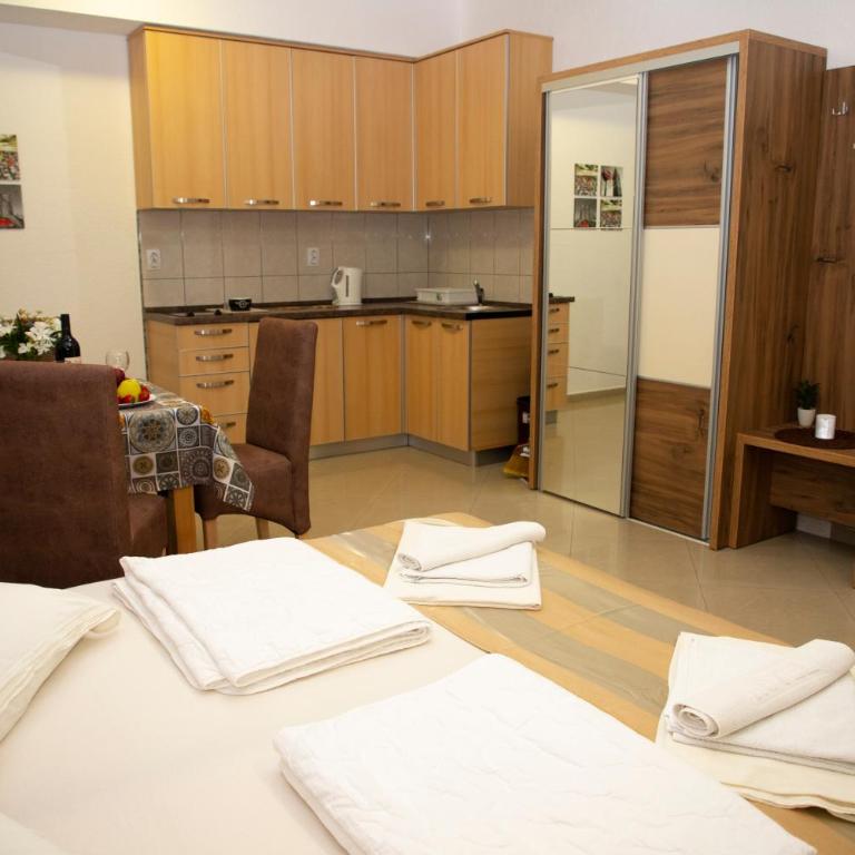 Villa Andjelina - Superior Dvokrevetna Soba sa Bračnim Krevetom - 4