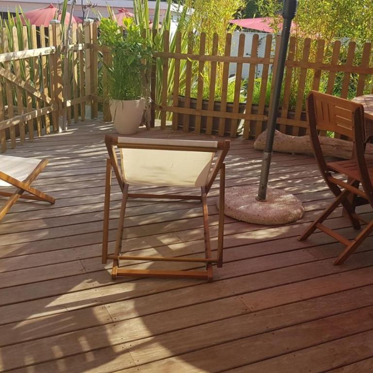 Villa le sud appartements - Appartement - Vue sur Piscine - 9