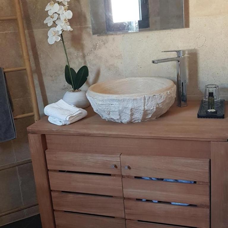 Villa le sud appartements - Appartement - Vue sur Piscine - 2