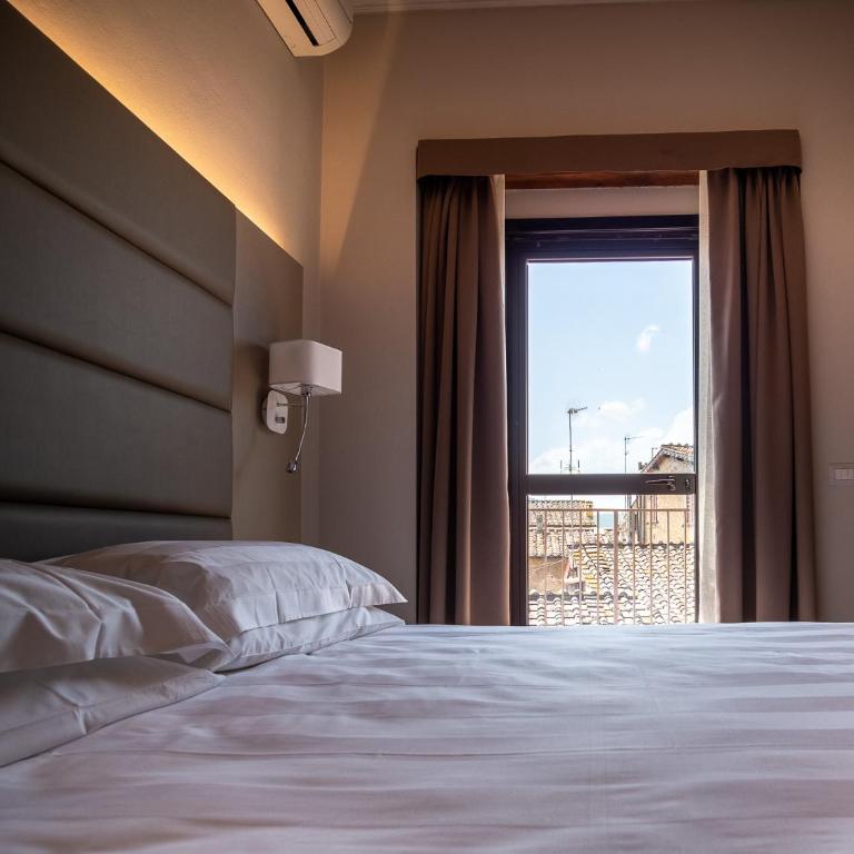 Hotel Bel Soggiorno - Camera Matrimoniale/Doppia con Letti Singoli con Vista Città - 17