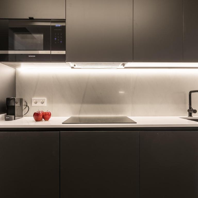 Feelathome Waldorf Suites Apartments - Apartamento con terraza - 1