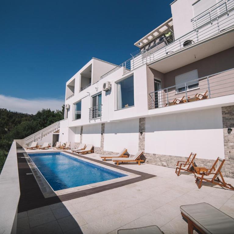 Belvedere Apartments - Apartment with Sea View - 43