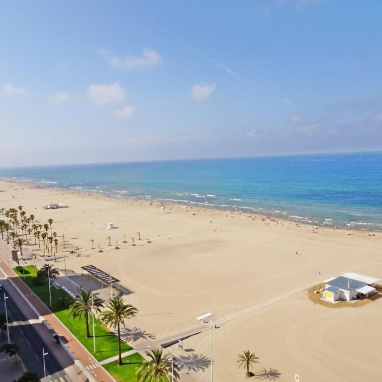 NEPTUNO GANDIA Primera Línea - Alquiler Familias - Apartamento con vistas al mar - 1