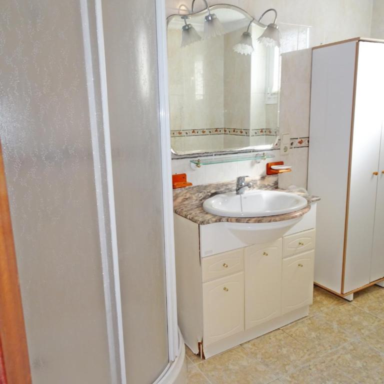 NEPTUNO GANDIA Primera Línea - Alquiler Familias - Apartamento de 2 dormitorios - 3