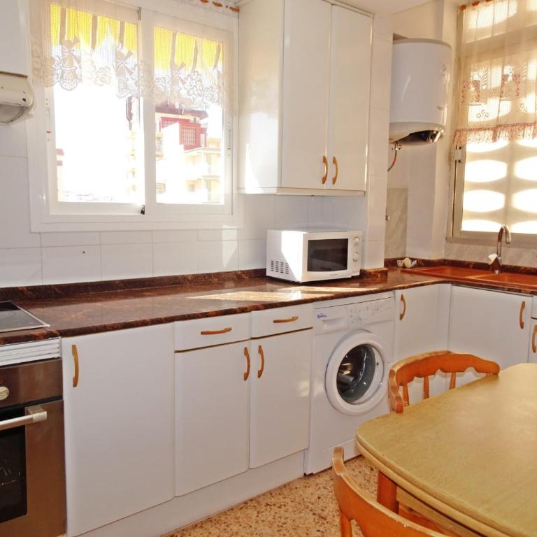 NEPTUNO GANDIA Primera Línea - Alquiler Familias - Apartamento de 2 dormitorios - 5
