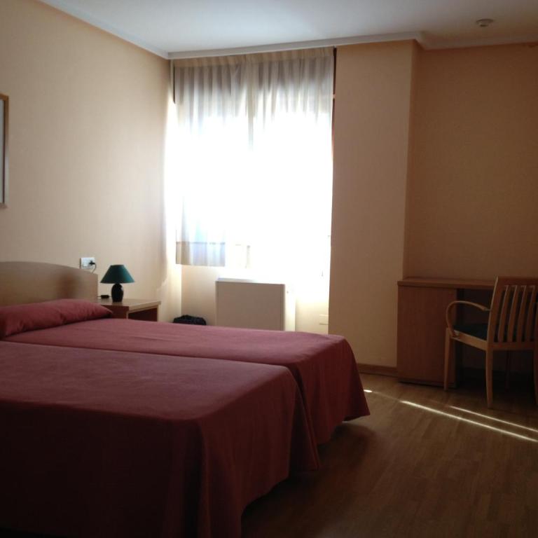 Apartamentos Turisticos Puerta de León - Apartamento de 1 dormitorio - 8