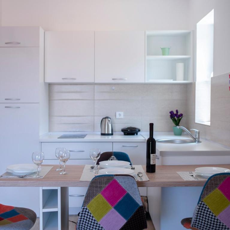 Guest House Djonovic - One-Bedroom Apartment - 9