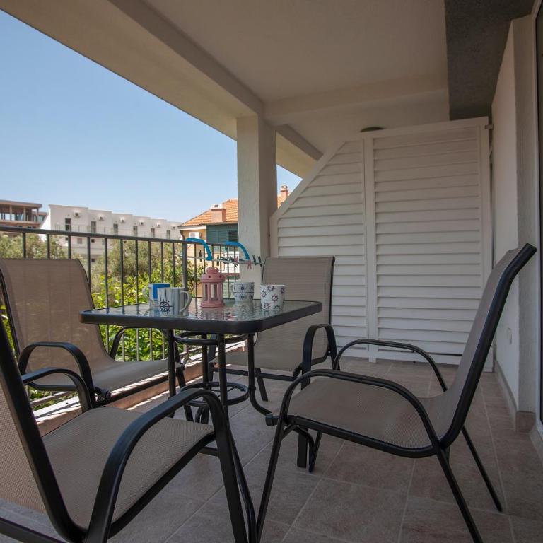 Guest House Djonovic - One-Bedroom Apartment - 21