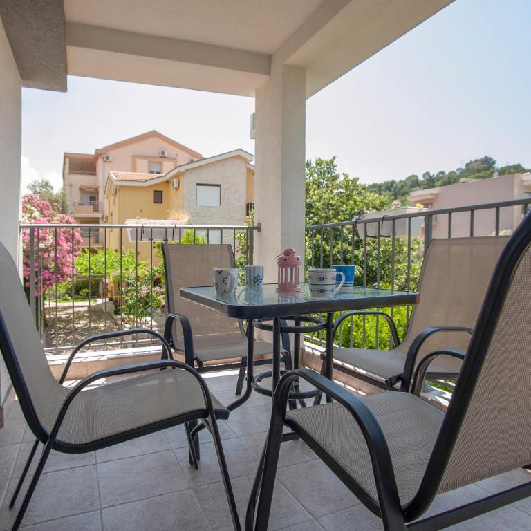 Guest House Djonovic - One-Bedroom Apartment - 23
