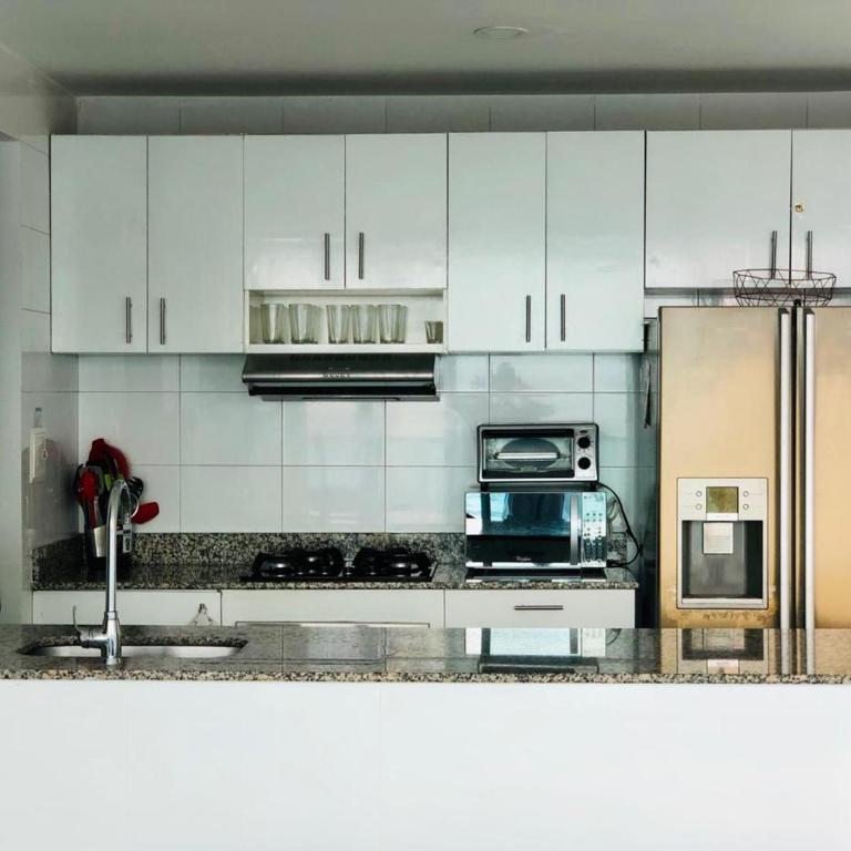Tu apartamento en Cartagena en el sector exclusivo de Morros - Three-Bedroom Apartment - 24