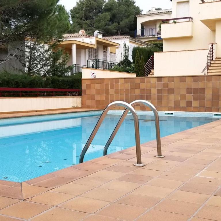 Preciosa casa con piscina de agua salada y aire acondicionado - Casa de 3 dormitorios - 1
