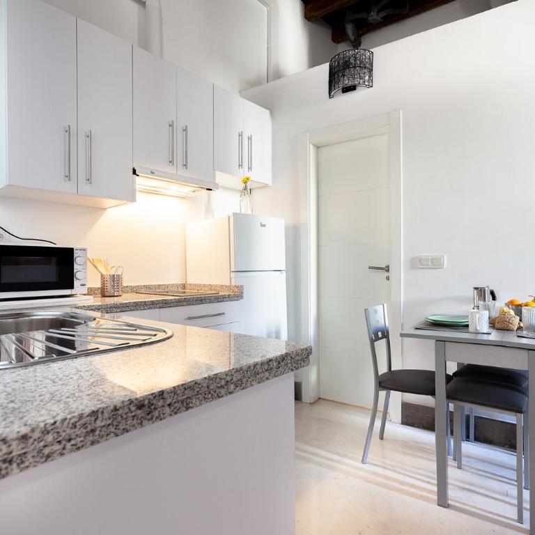 Pasaje de amores der Descanso en casa y vida cultural y monumentos 2px - Apartamento de 1 dormitorio - 21