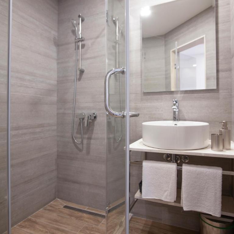 Casa Mia - Deluks Soba s Bračnim Krevetom i Pomoćnim Ležajem - 4