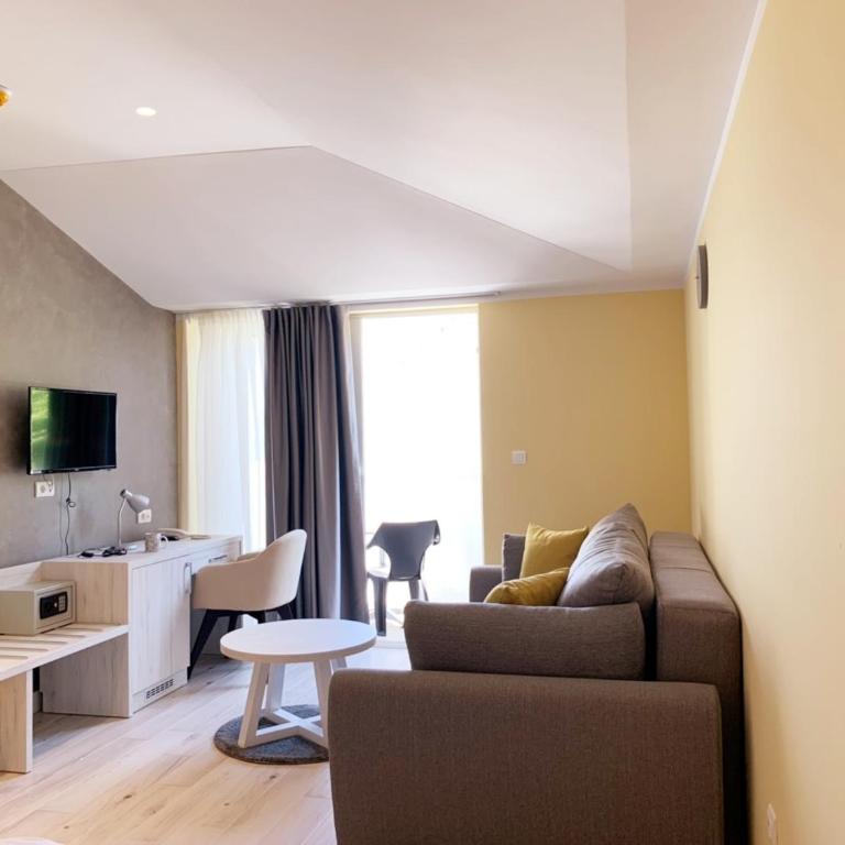 Hotel Pierina - Dvokrevetna Soba sa Bračnim Krevetom ili Zasebnim Krevetima, i Pomoćnim Ležajem - 2