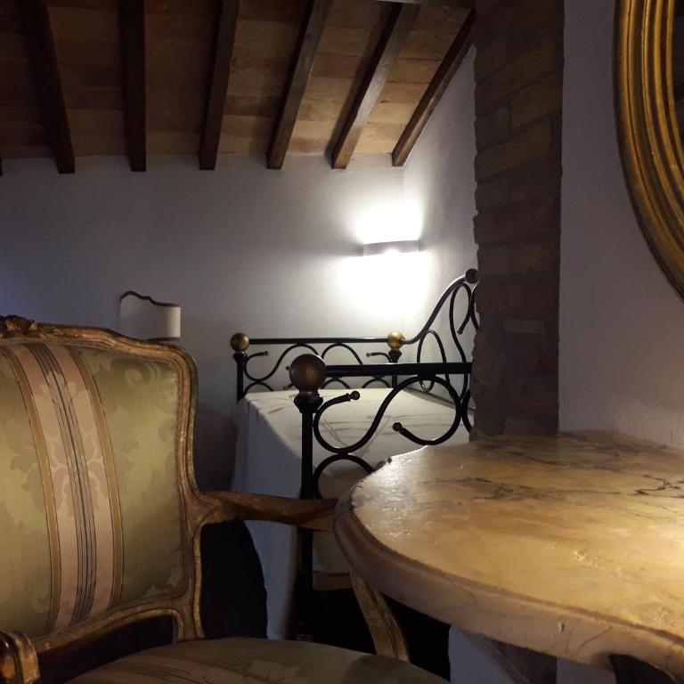 CASA DEL MEDIOEVO - Two-Bedroom Apartment - 1
